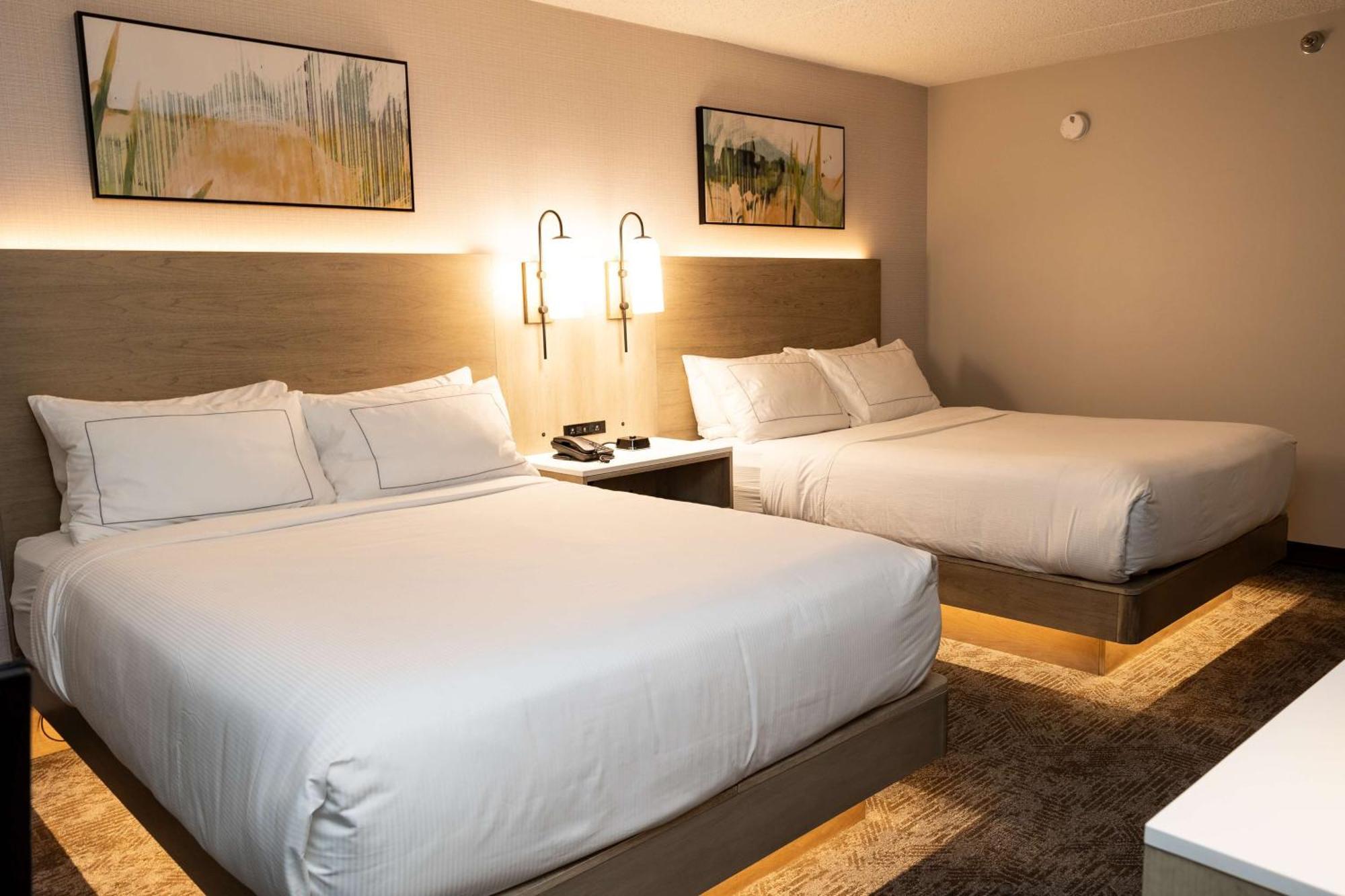 Doubletree By Hilton Austin, Mn Hotell Exteriör bild